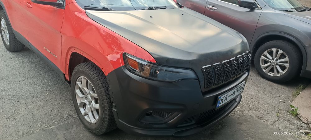Бампер передний Jeep CHEROKEE 2019-2023