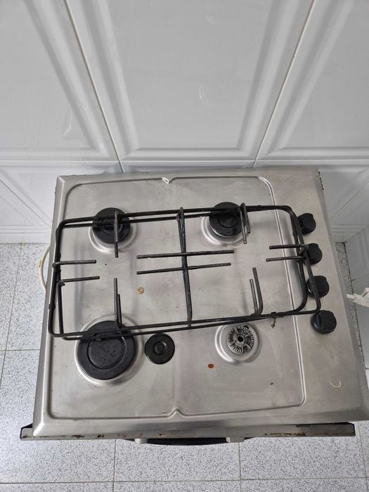 Forno elétrico e/ou Fogão a gás