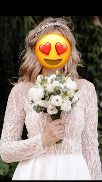 NOWĄ suknię ślubną