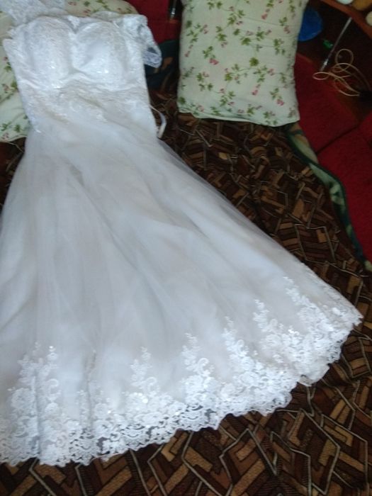 Свадебное платье