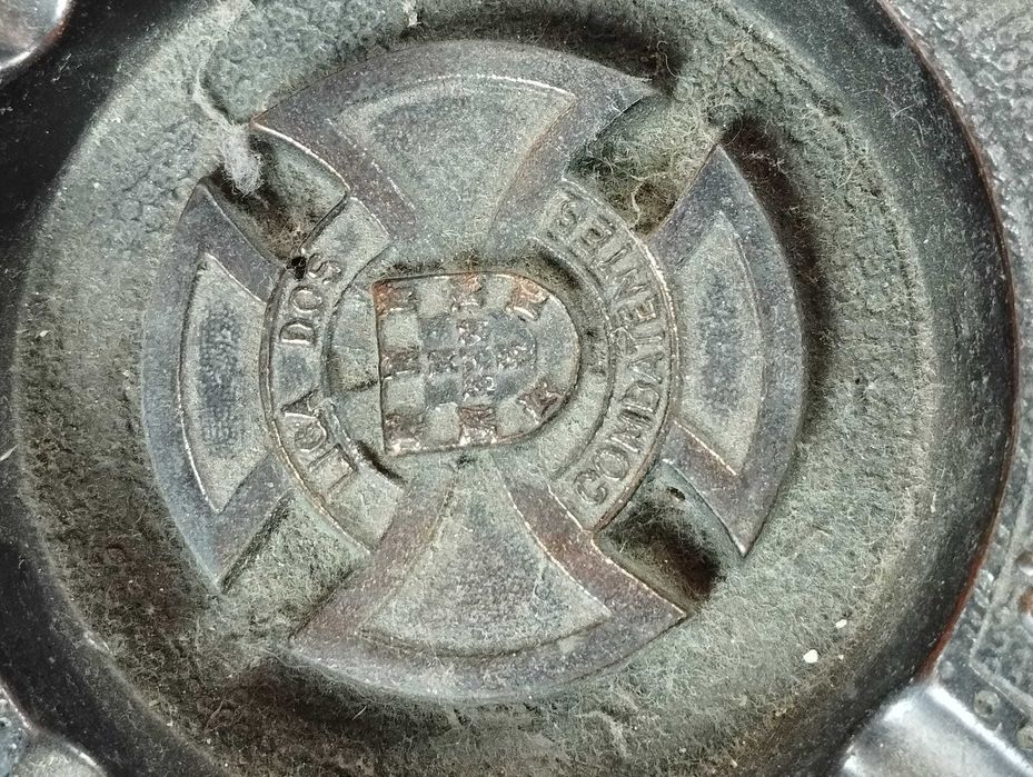 Cinzeiro Liga dos Combatentes