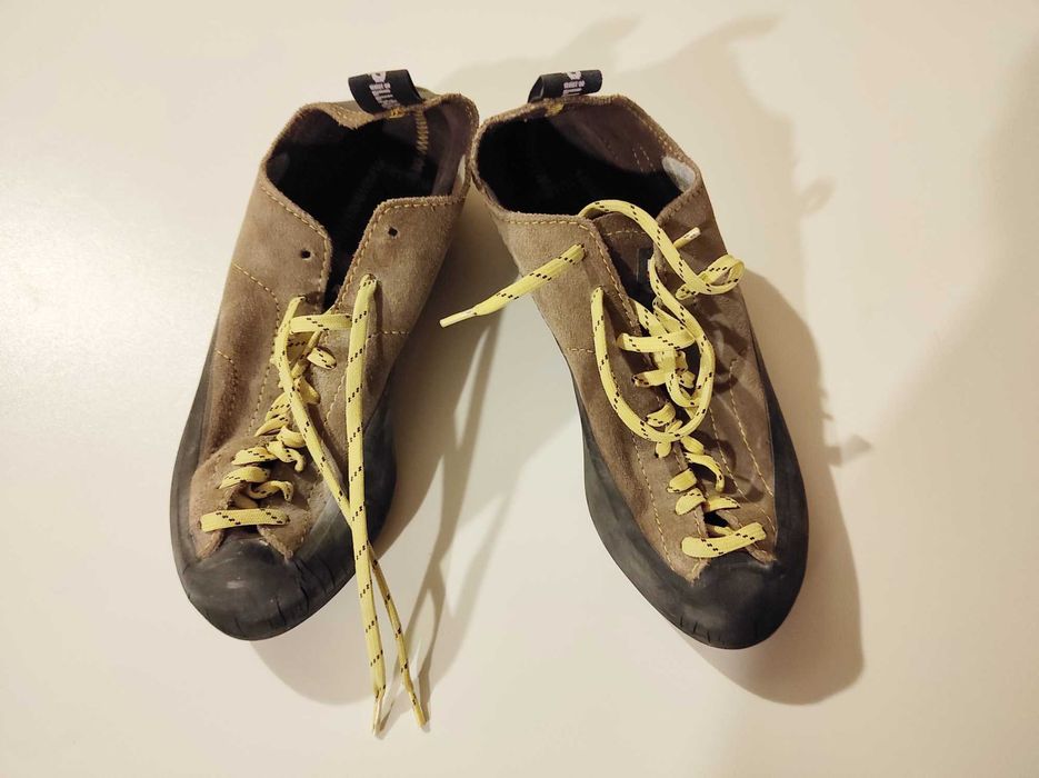 Damskie buty wspinaczkowe