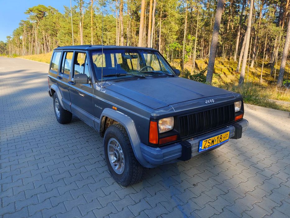Jeep Cherokee