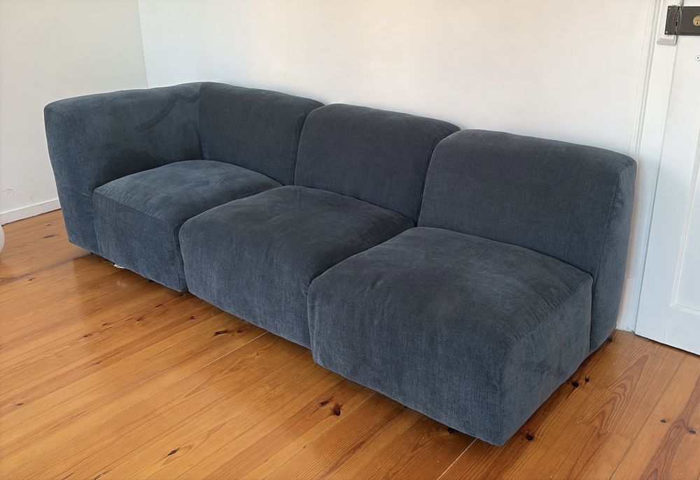 Sofa azul 3 lugares