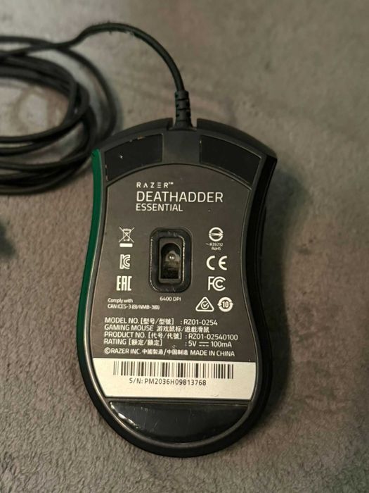 Rato Razer Deathadder Essential