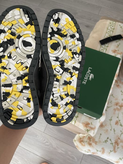 Кросівки Lacoste