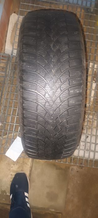 Opona Bridgestone Blizzak LM005