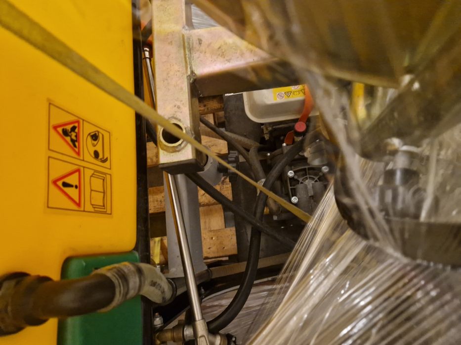 Pulverizador agrícola TOMIX PK 600 H4P (600 L) com motor – como novo