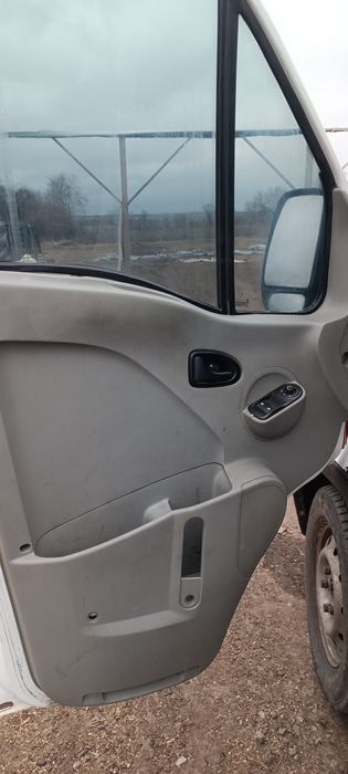 Опель мовано 2003р