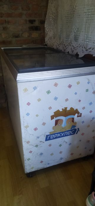 Продам морозильную камеру