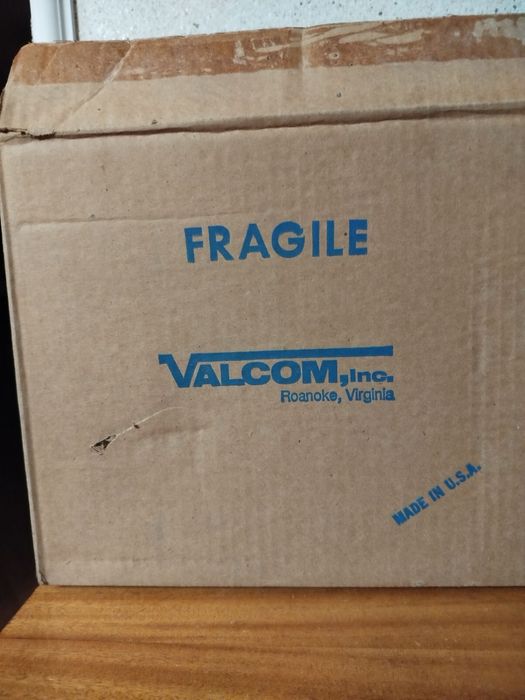 Продам Сабвуфер VALKOM