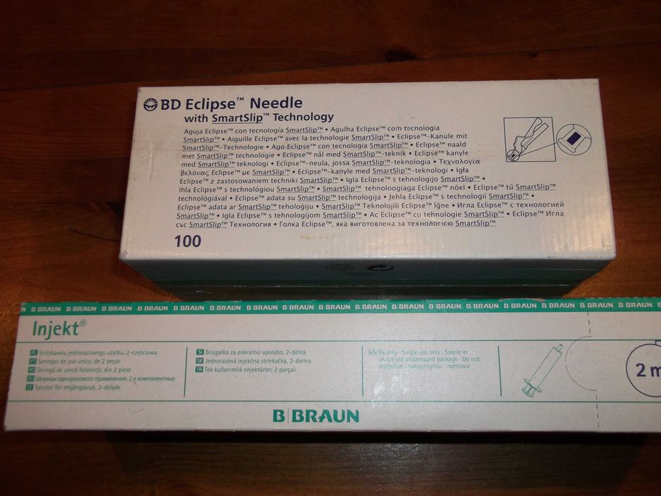 SERINGAS COM AGULHA HIPODERMICAS