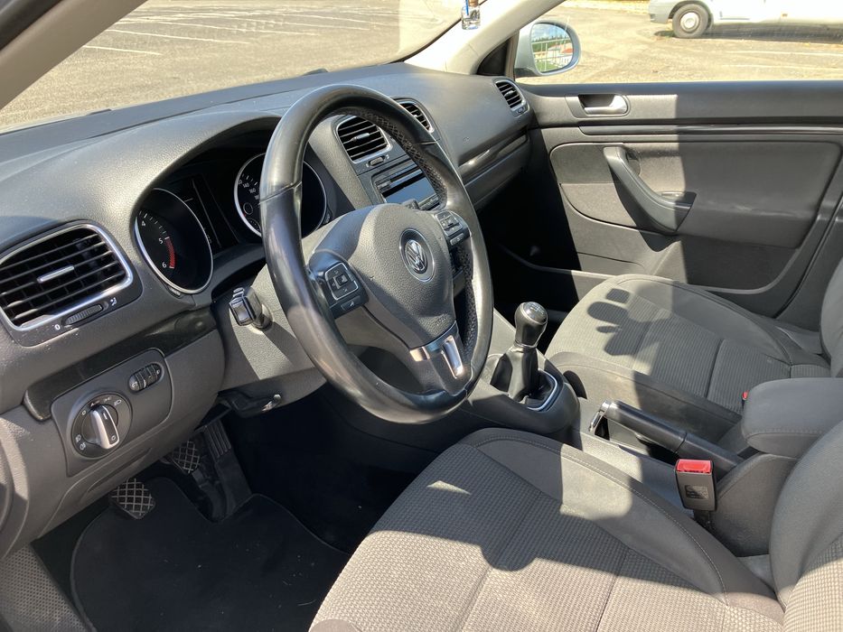 Volkswagen Golf Variant mk6 1.6 diesel - muito bem estimada