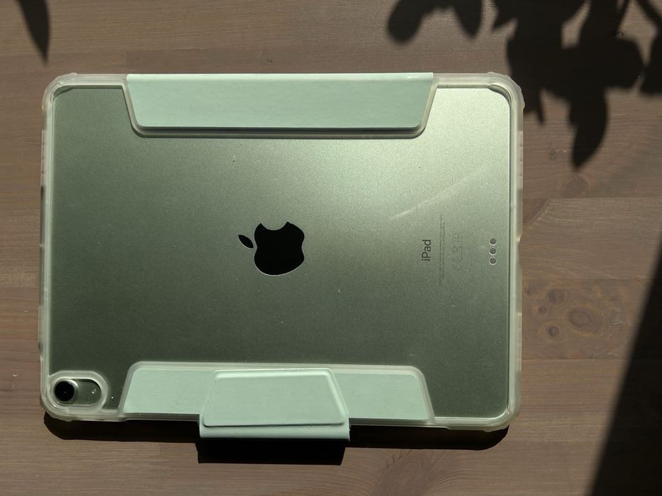 iPad Air 4 256GB LTE + rysik Logitech + etui | stan jak NOWY