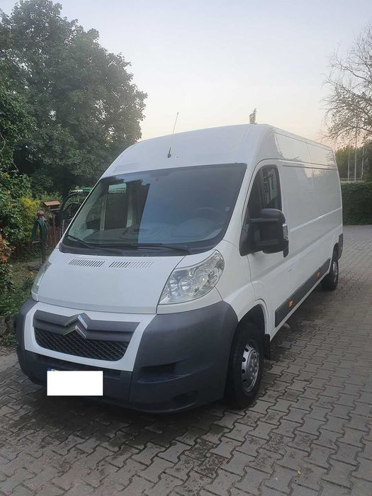 Wynajem busa wypożyczanie aut dostawczych wypożyczalnia busów