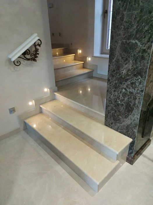 Мраморные ступени, гранитные ступени, ступени из мрамора, гранита