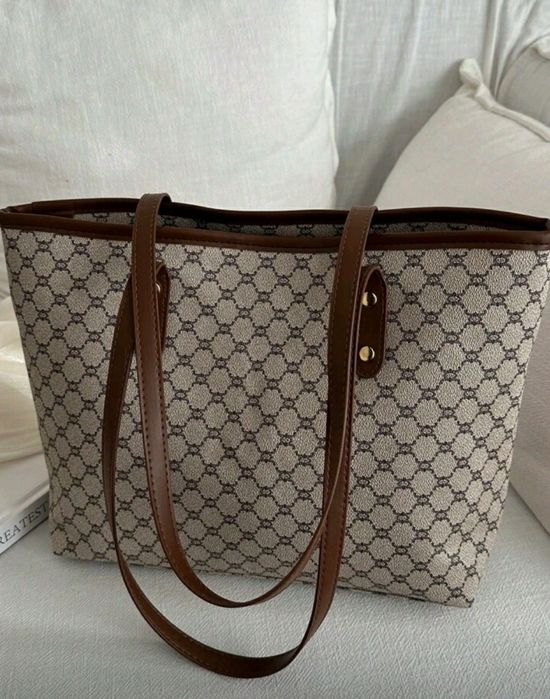 Vendo Mala bege (padrão elegante)