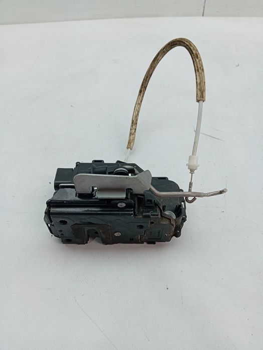 Fechadura / fecho porta frente esquerdo AUDI A6 Avant (4B5, C5)