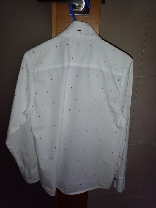 Camisas como novas