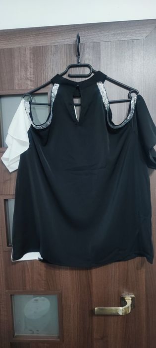 Bluzka nowa czarno-biała gołe ramiona L