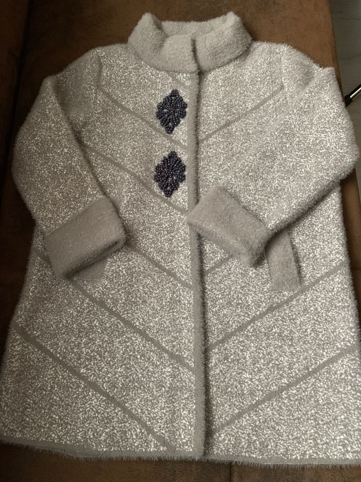 Płaszcz ze stójką typu alpaka