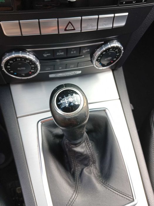 Mercedes 250 c como nova