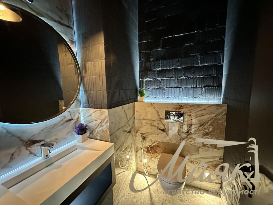 Аренда офиса Французский квартал 2 ул. Маккейна Предславинская Печерск