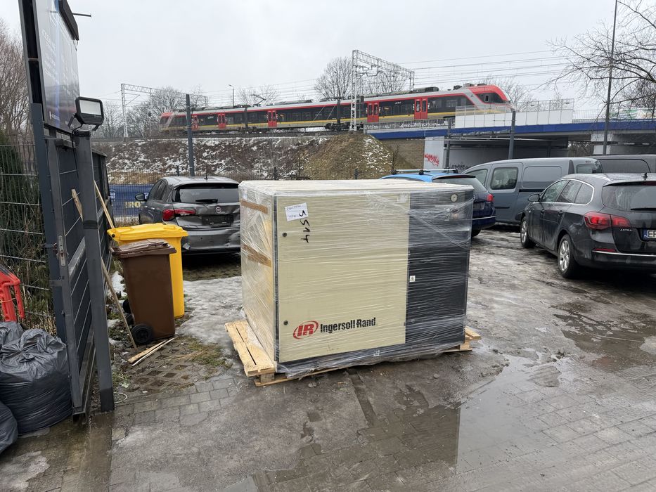 Kompresor przemysłowy 30kv 30kw ingersoll Rand