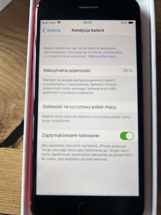 IPhone 8 product red