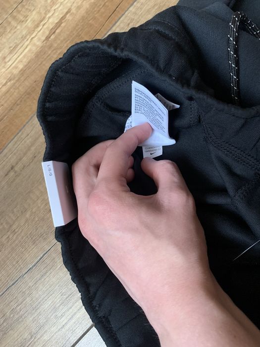 Шорти Nike Tech Fleece