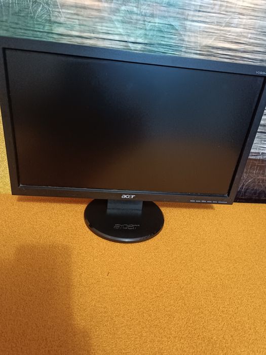 Монитор acer V193hq