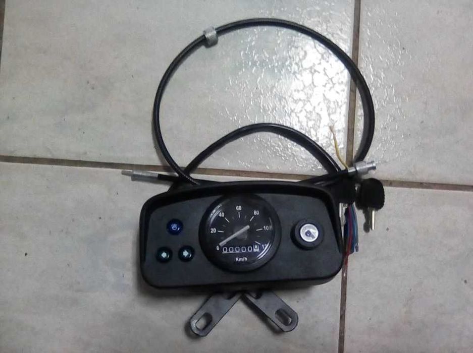 diverças peças para vários modelos de motorizadas