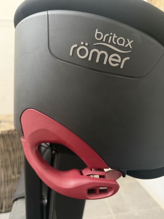 Cadeira Auto Britax Römer KIDFIX² R ISOFIX – Excelente Estado
