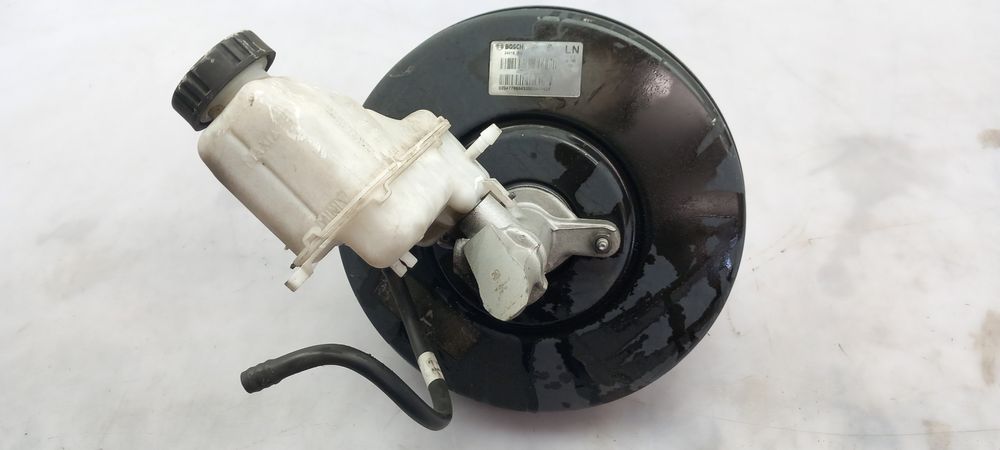 Servofreio RENAULT Megane IV (B9A/M_)