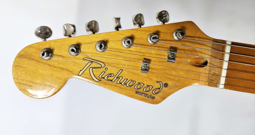 Gitara elektryczna Richwood leworęczna