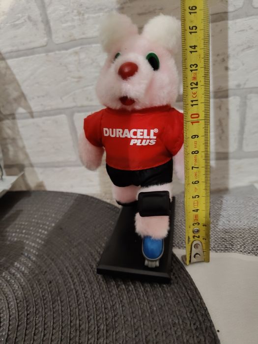 Króliczek duracell.