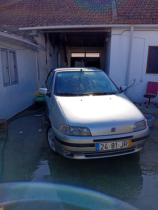 Carro Vendo Fiat Punto Cabriolet de 1998, motor 1.2 16v de 85cv