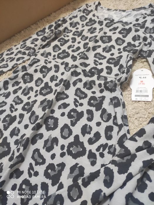 Нові платтячка для близнят