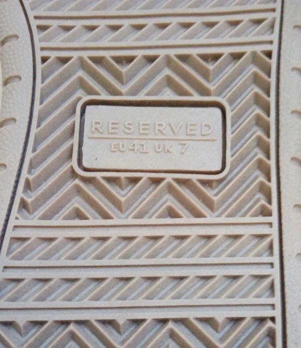 Nowe półbuty typu sneakersy marki Reserved. Z metką. Rozmiar 41