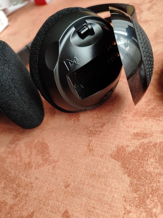 Безпровідні навушники Philips SHC1300