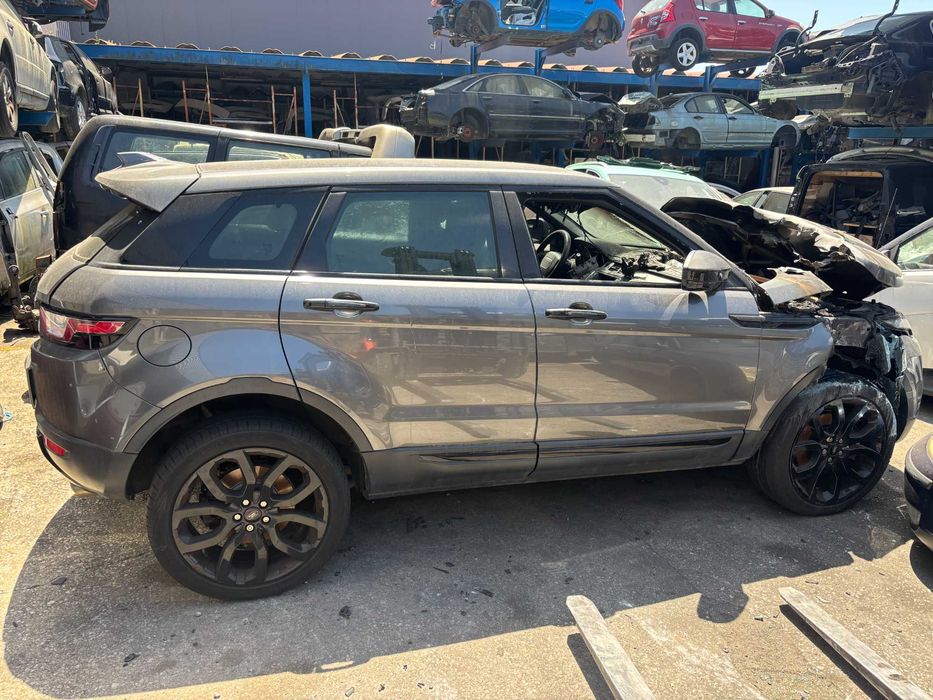 Peças Range Rover Evoque 2.0D 4x4 do ano 2022