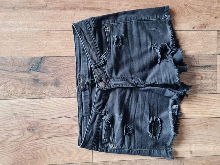 Spodenki jeans. Reserved 34