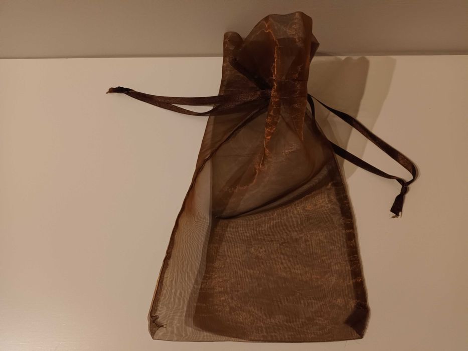 Pequenas bolsas em tecido