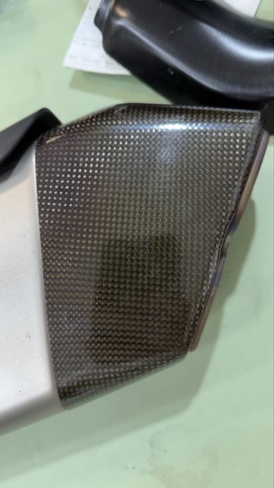 Escape Akrapovic Ducati Multistrada v4 2025