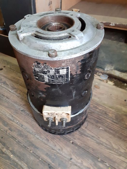 Silnik elektryczny do wózka widłowego