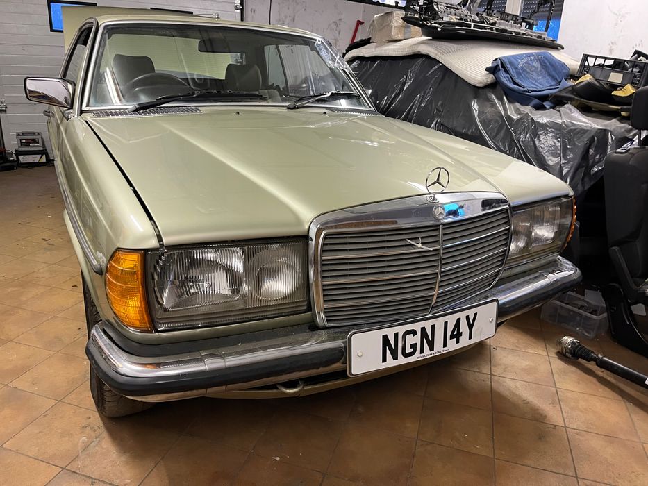 mercedes 123 coupe 1983 błotnik prawy zderzak maska gril lampy