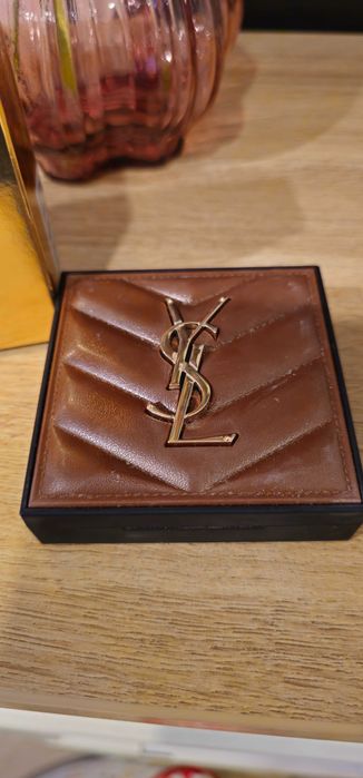 Bronzer YSL w odcieniu O2