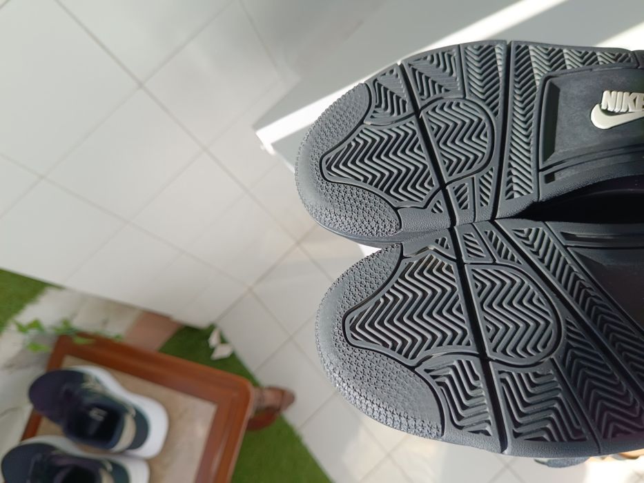 Air Jordan 4 Black Cat 2025 43EU
