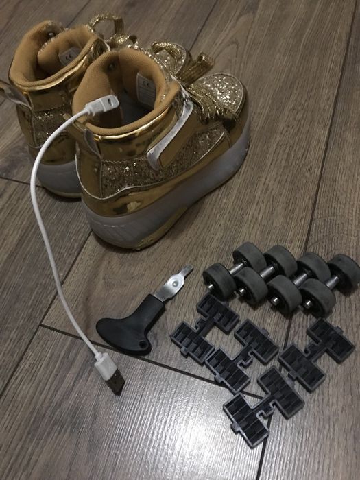 Дитячі кросівки на роликах 30 розмір