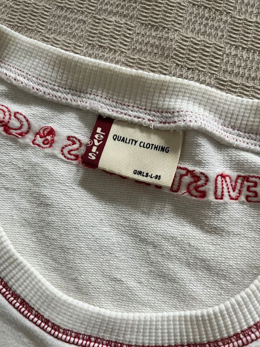 Biała bluza Levi’s